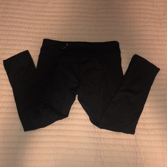 Lululemon short length leggings - Picture 2 of 3